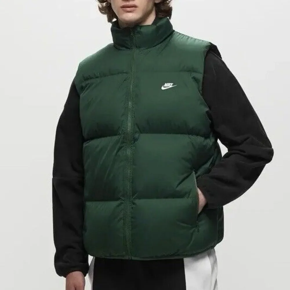 Nike Sportswear Men’s Size M Club PrimaLoft Green Winter Puffer Vest